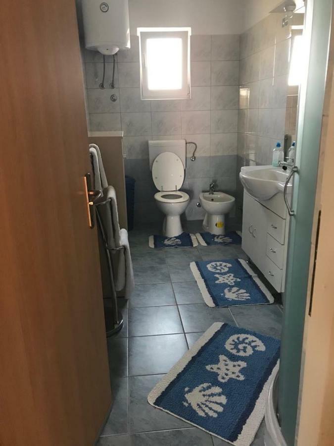 Apartmani Livk Debeljak Exteriér fotografie