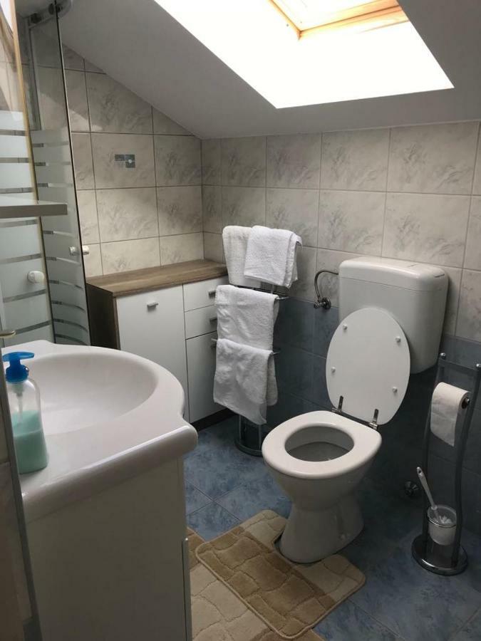 Apartmani Livk Debeljak Exteriér fotografie